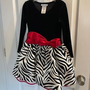 Girls zebra dress in size 5